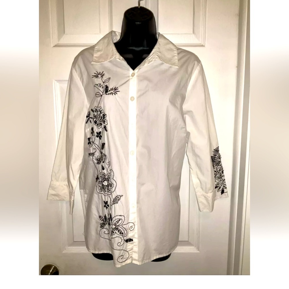 JM Collection Women Blouse Shirt Top 8 Ivory Button-Down Embroidered Floral